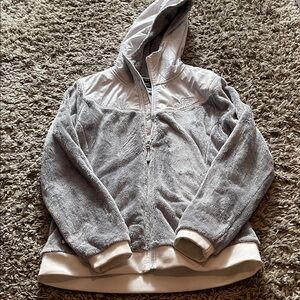 WOMENS NORTH FACE SIZE L